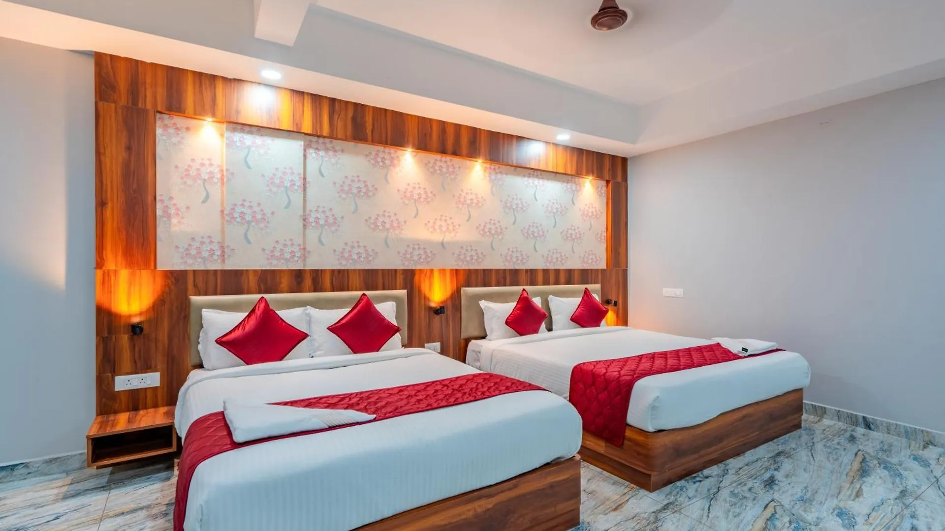 Daan Residency Near Karukapilly Kaloor Palarivattom Hotell Kochi