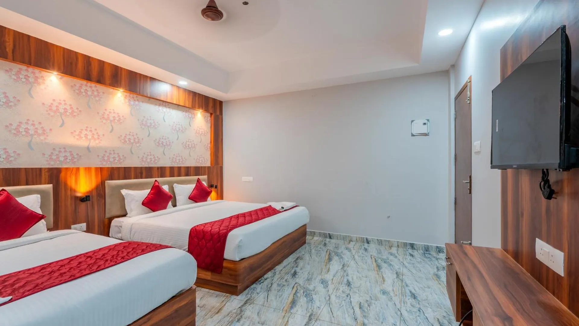 ***  Daan Residency Near Karukapilly Kaloor Palarivattom Hotell Kochi Indien
