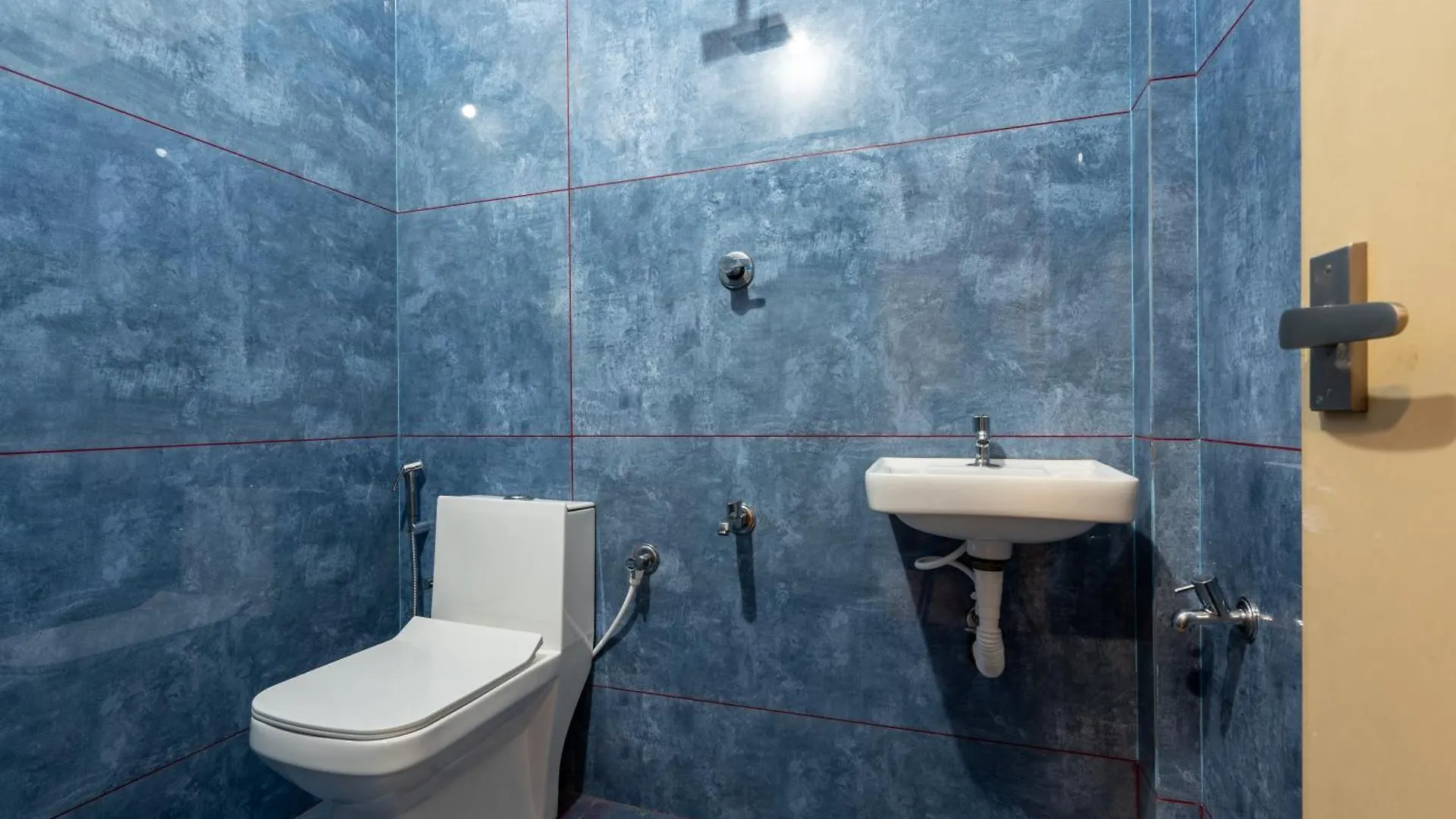 Daan Residency Near Karukapilly Kaloor Palarivattom Hotell Kochi