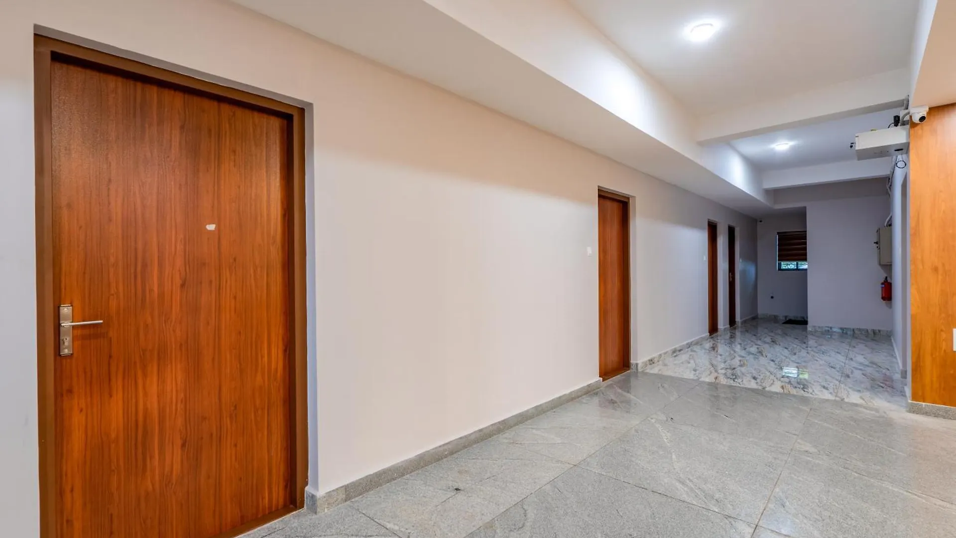 Daan Residency Near Karukapilly Kaloor Palarivattom Hotell Kochi 3*,