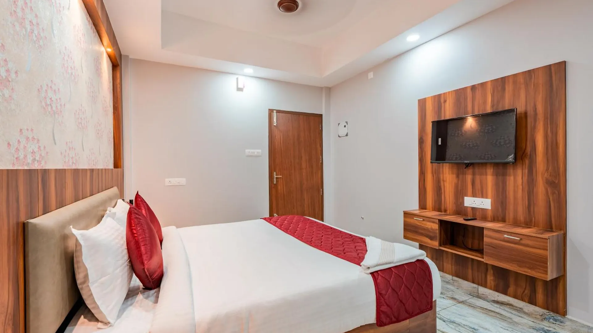 Daan Residency Near Karukapilly Kaloor Palarivattom Hotell Kochi